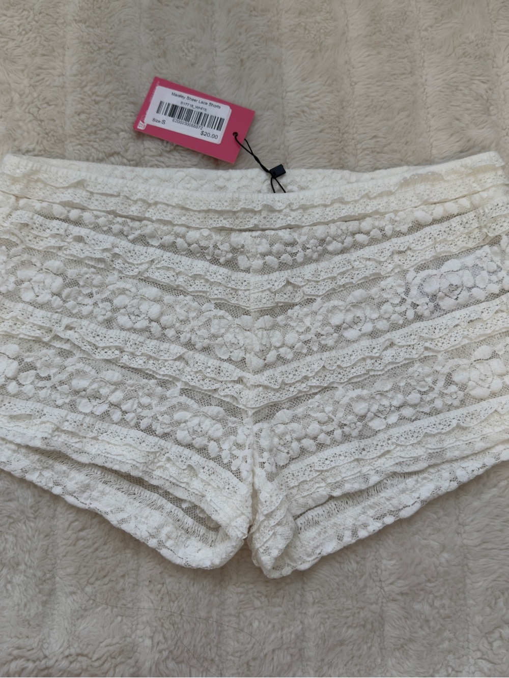 White Lace Crochet Shorts edikted